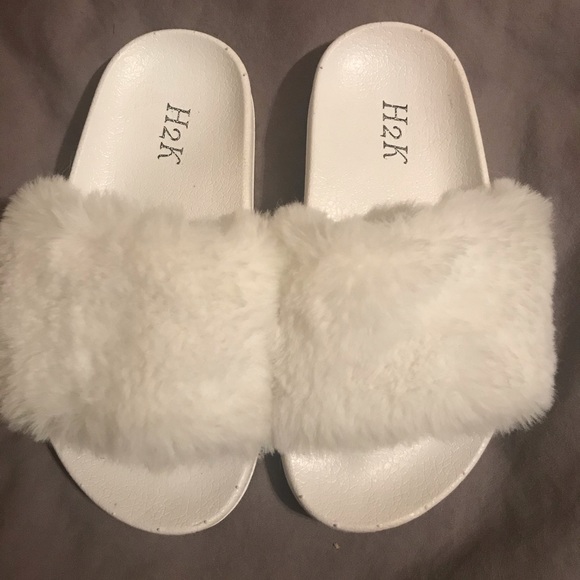 Toddler girl Slides - Picture 1 of 2